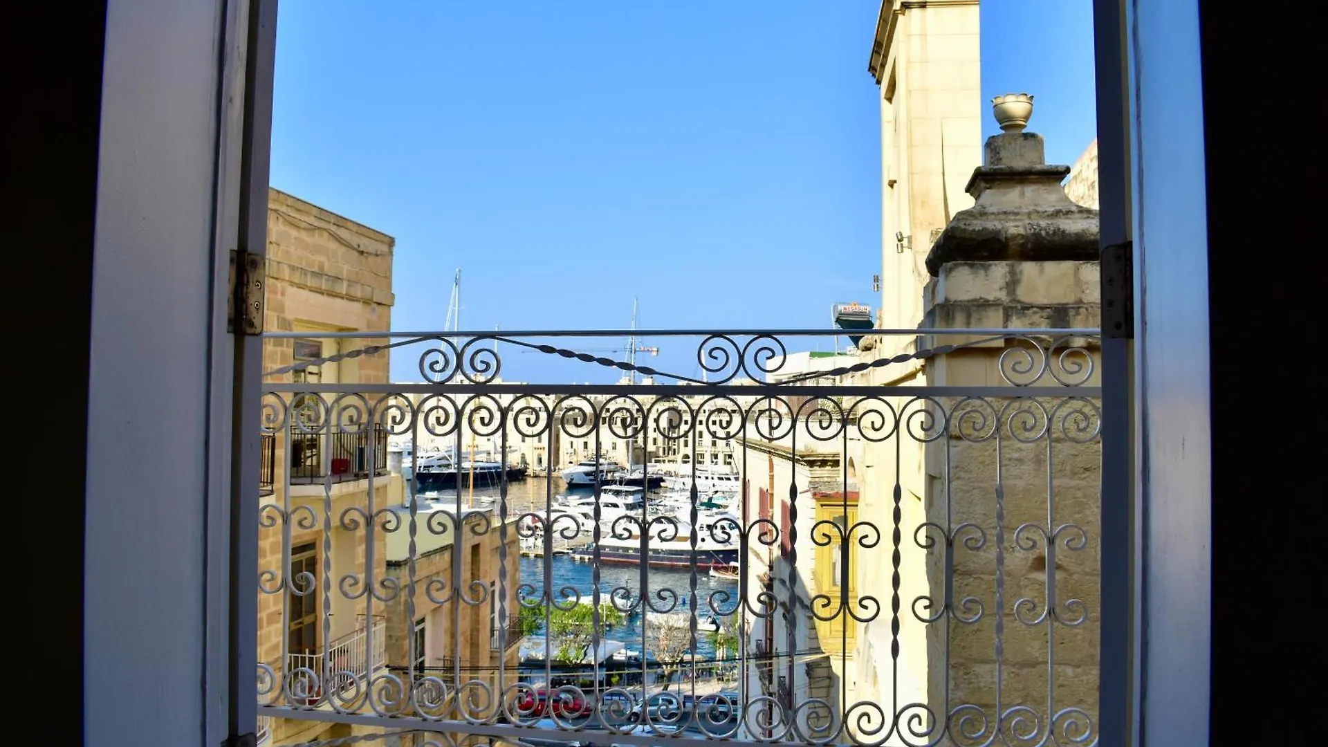 Grand Arcanum Apartment 2 - Comfortable And Elegant Senglea Malta
