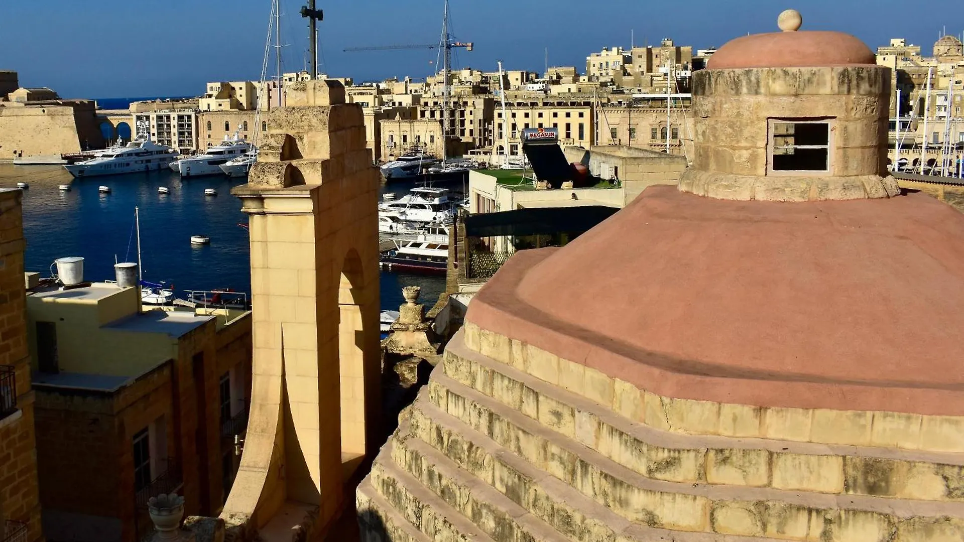 Grand Arcanum Apartment 2 - Comfortable And Elegant Senglea