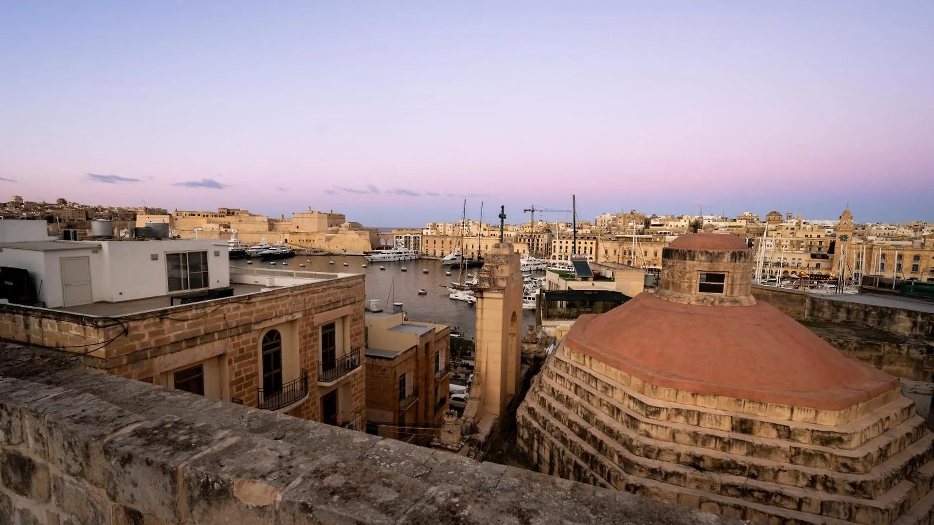 Grand Arcanum Apartment 2 - Comfortable And Elegant Senglea 0*,  Malta