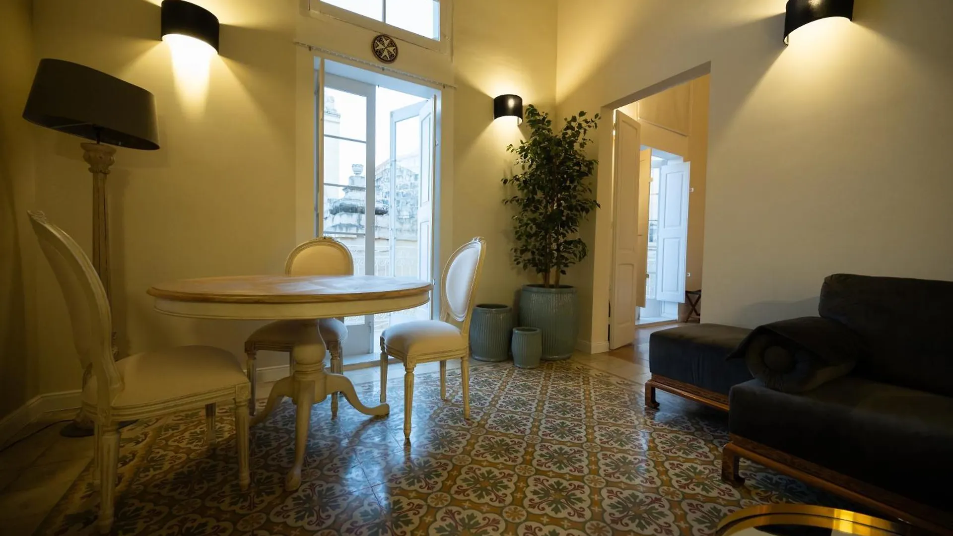 Grand Arcanum Apartment 2 - Comfortable And Elegant Senglea